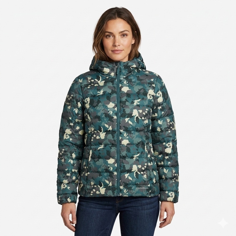 Eddie Bauer Women’s Hooded Puffer Jacket Camo Down XS